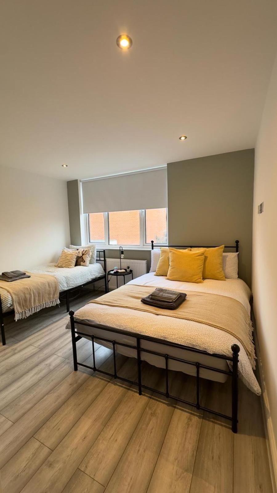 15 Min To Central London Guest Suites 22 الغرفة الصورة