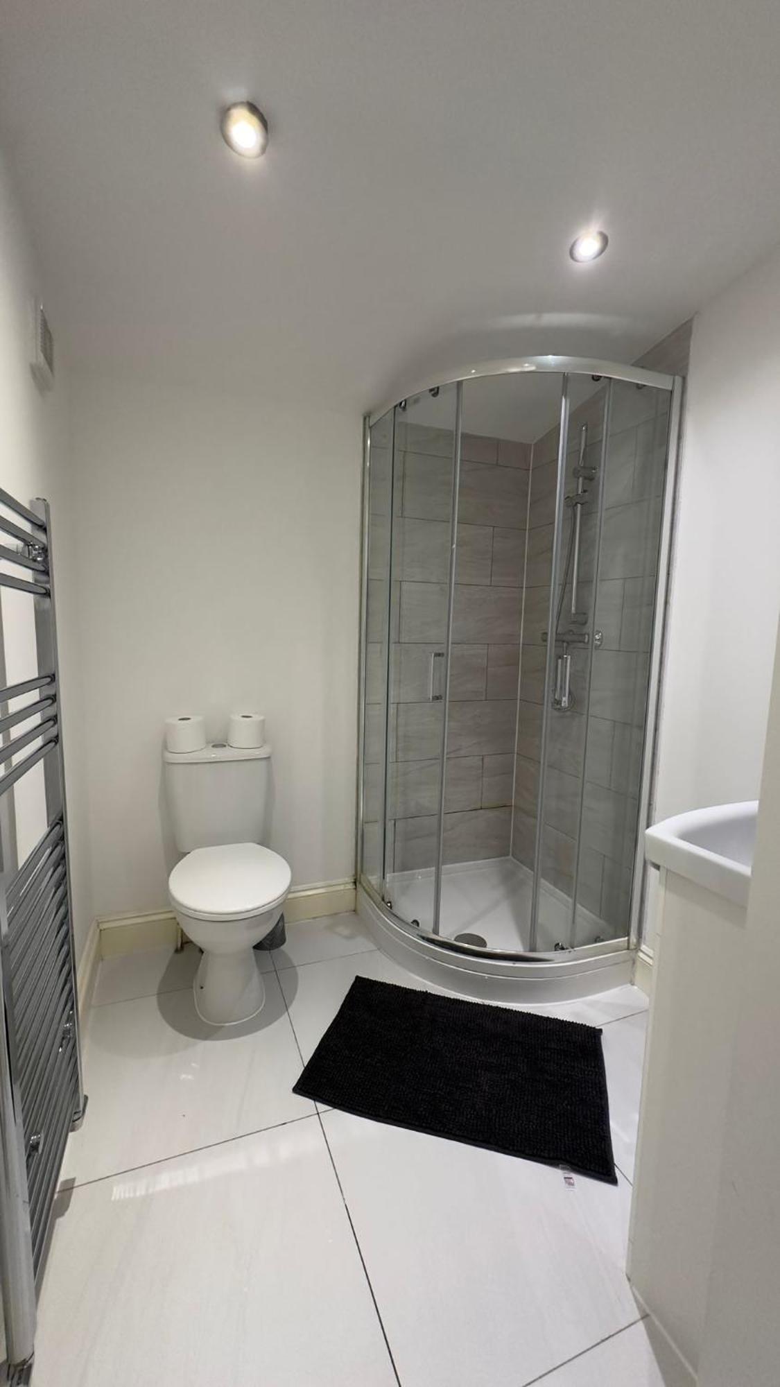 15 Min To Central London Guest Suites 22 الغرفة الصورة