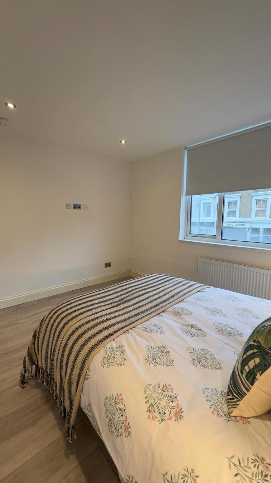 15 Min To Central London Guest Suites 22 الغرفة الصورة
